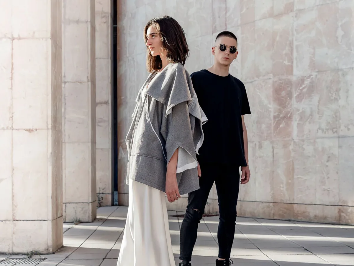 zero-waste-fashion-filosofia-pareja-muro